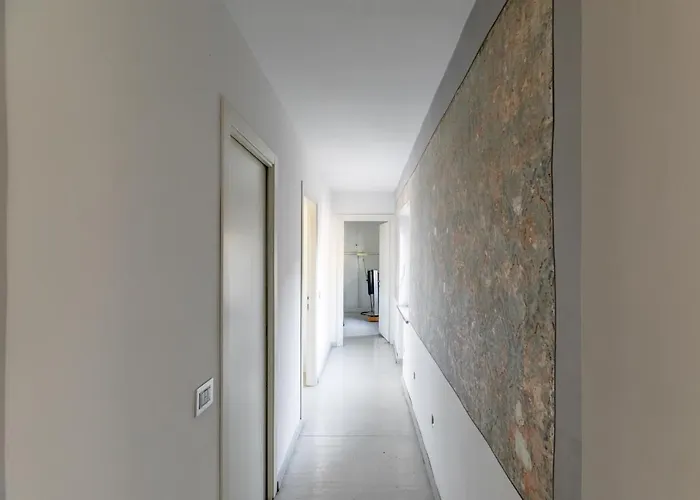 Iflat In Navona *